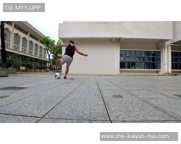 提升足球球感的技巧与训练方法探讨