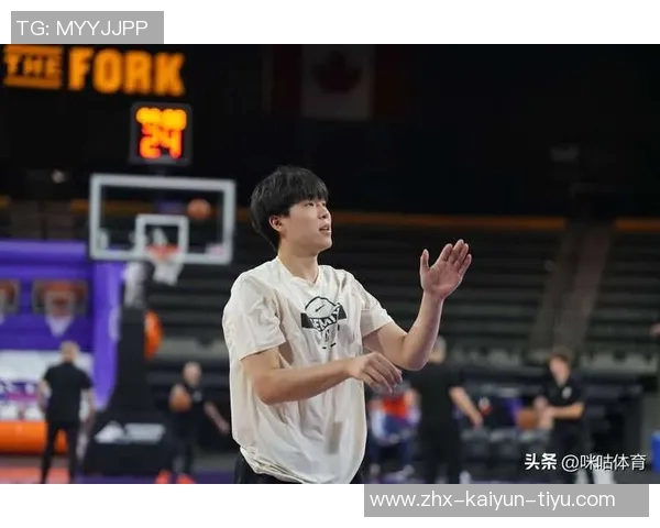 杨瀚森首场比赛精彩表现兑现承诺三分球护筐妙传全方位展现实力